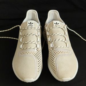 Adidas tubular shoes